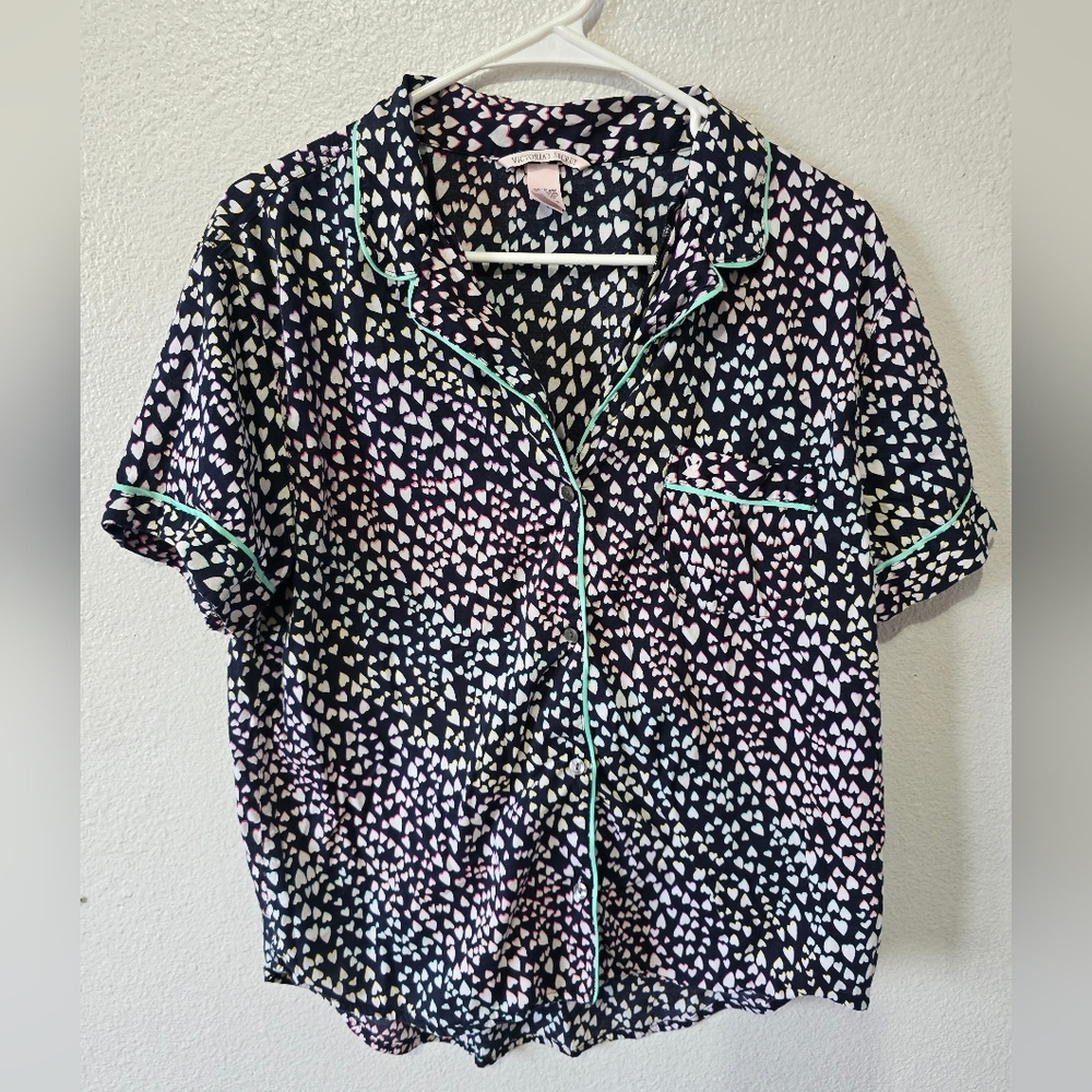 Victoria's Secret Pajama Sleep Top Rainbow Hearts Medium